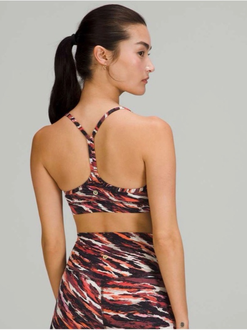 Lululemon Lunar New Year Flow Y Nulu Bra Gold Logo Size 6